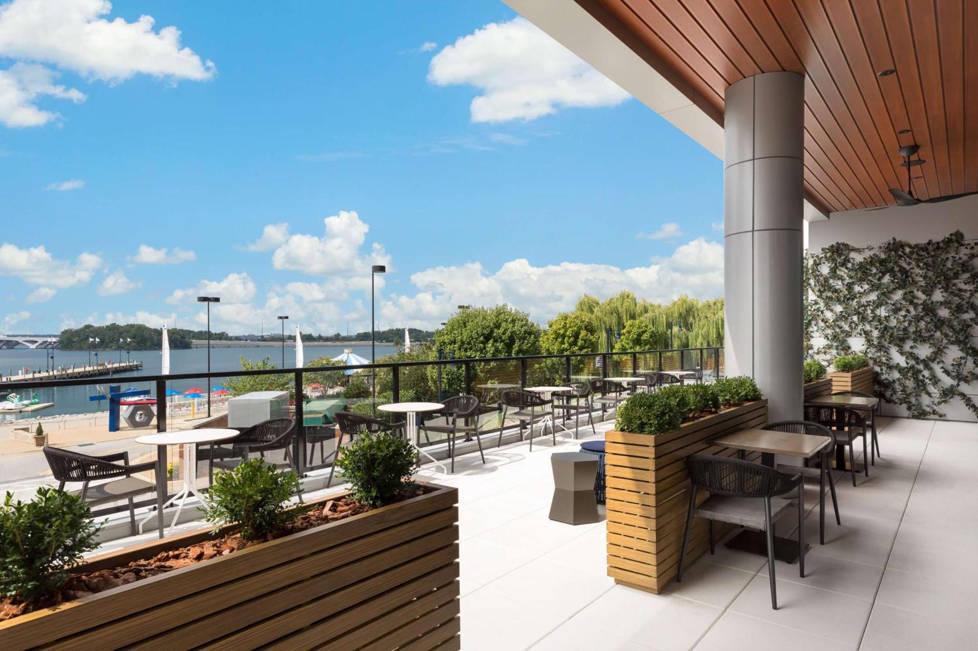 Hyatt Place National Harbor Exteriör bild